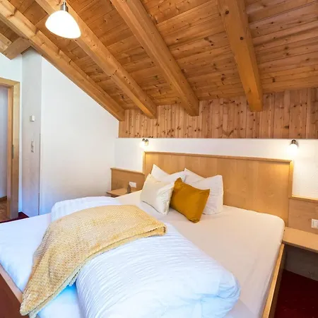 Apart Garni Astrada Guest house