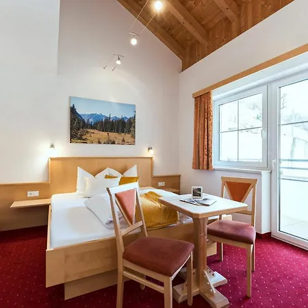 Garni Astrada 4*