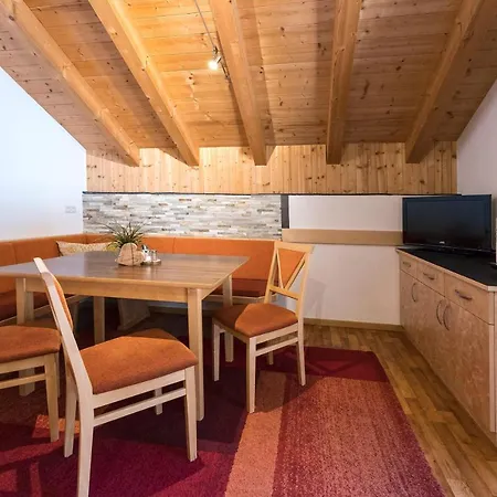 Garni Astrada 4*