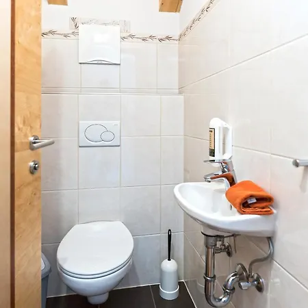 Garni Astrada 招待所 卡普尔