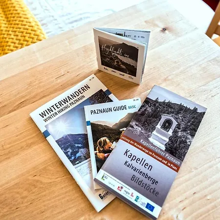 Garni Astrada 招待所 4*